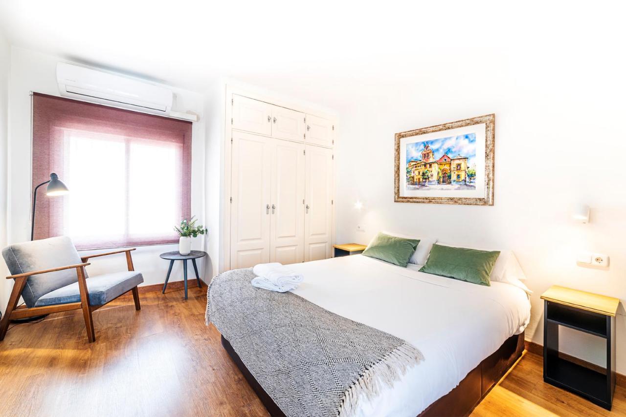 Alohamundi Magdalena Apartment Seville Exterior photo